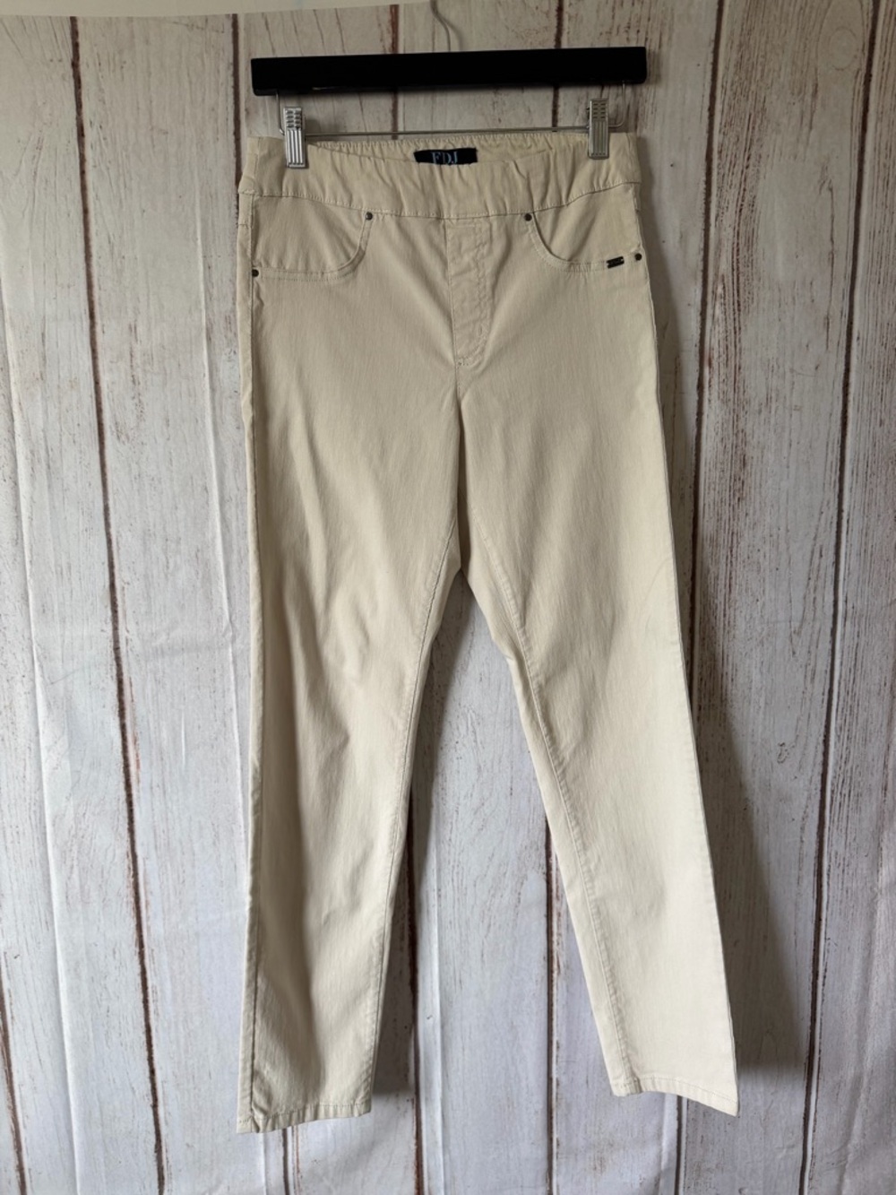 FDJ French Dressing Jeans Suzanne Straight Leg Pull-On Twill Pants Size 10 NWOT